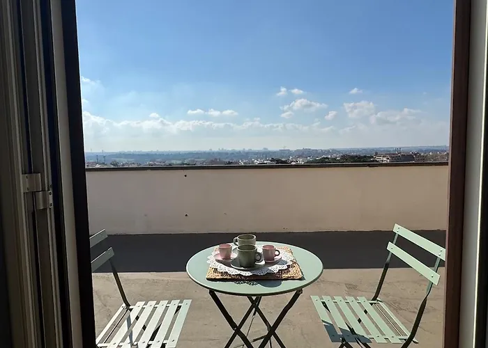 Rooftop Via Appia Nuova, Daire *