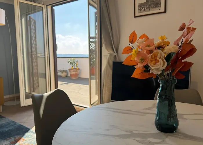 Apartament Rooftop Via Appia Nuova, *