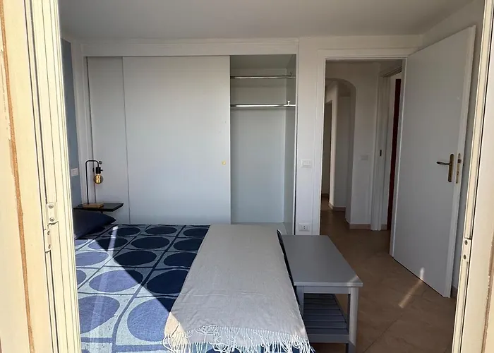Apartament Rooftop Via Appia Nuova, *